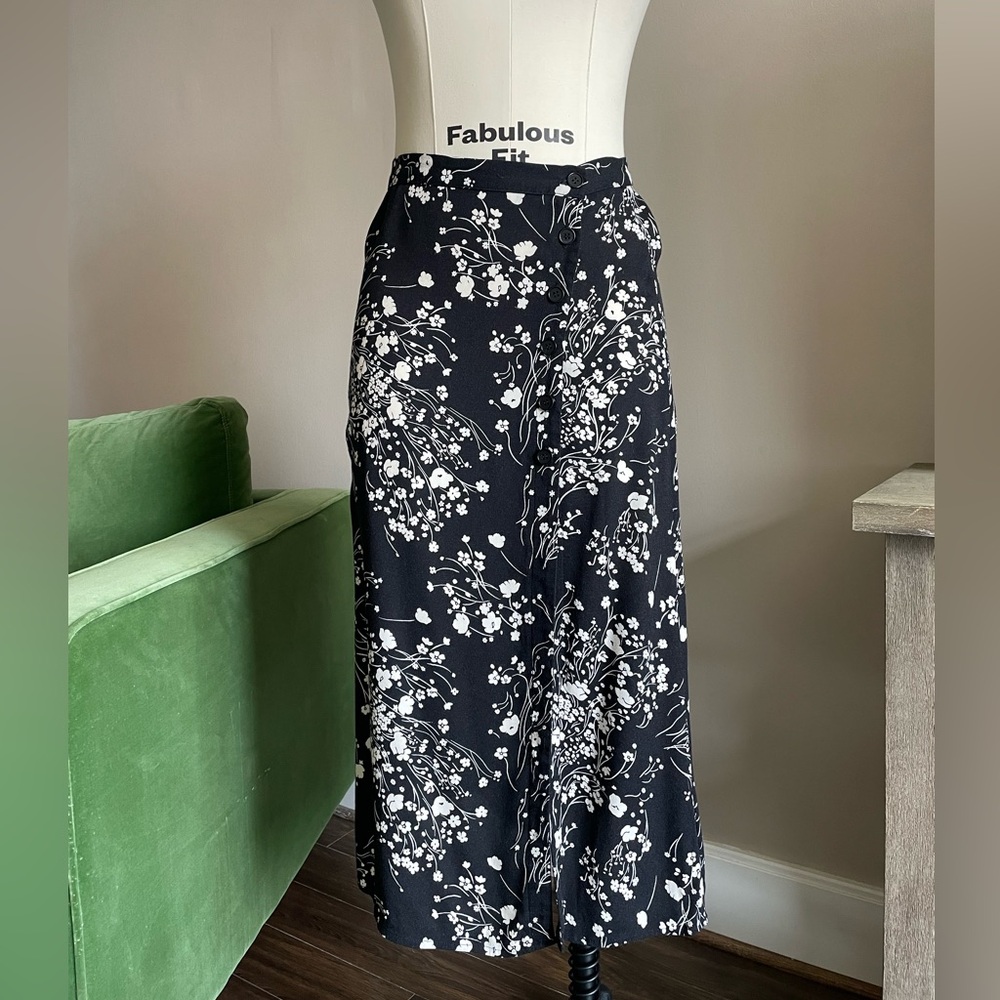 Reformation ‘Jaime’ Skirt in color Solstice, size 2